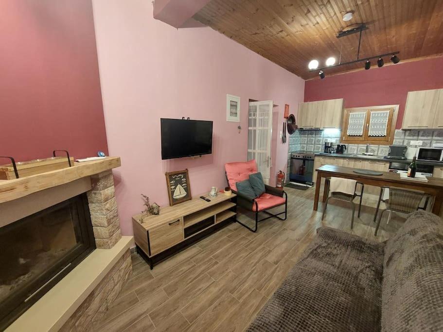 Homico 1 Lefokastro Villa Bagian luar foto