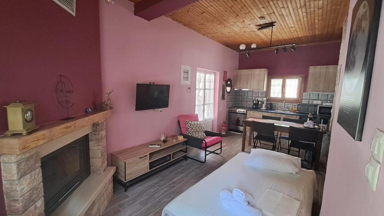 Homico 1 Lefokastro Villa Bagian luar foto