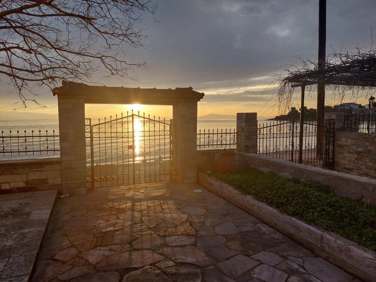 Homico 1 Lefokastro Villa Bagian luar foto