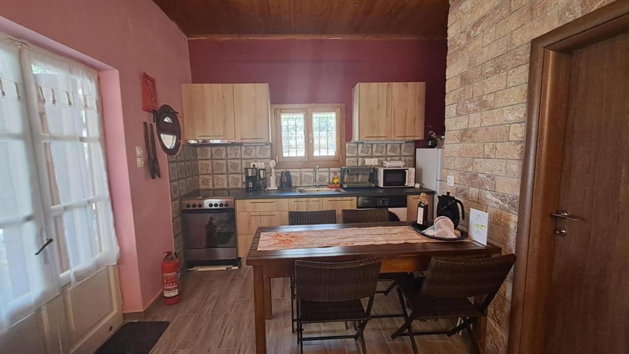 Homico 1 Lefokastro Villa Bagian luar foto